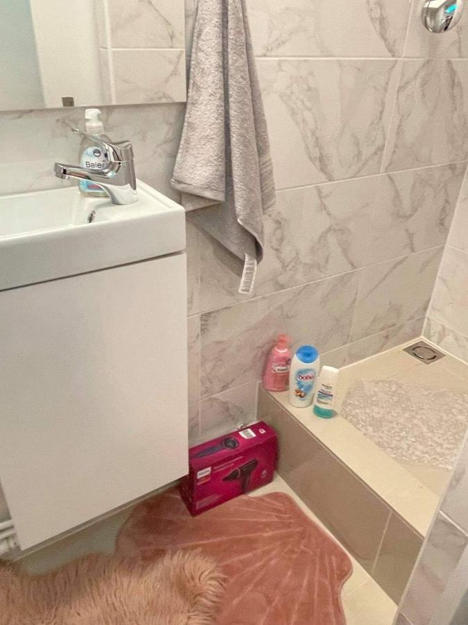 Little Brill Apartment Eger Ngoại thất bức ảnh