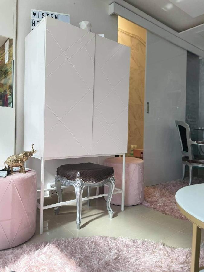 Little Brill Apartment Eger Ngoại thất bức ảnh